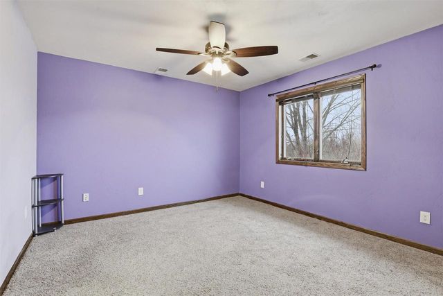 N9005 BLACKOAK STREET, Menasha, WI 54952