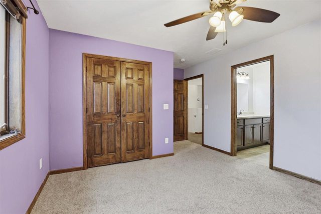 N9005 BLACKOAK STREET, Menasha, WI 54952