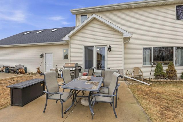 N9005 BLACKOAK STREET, Menasha, WI 54952