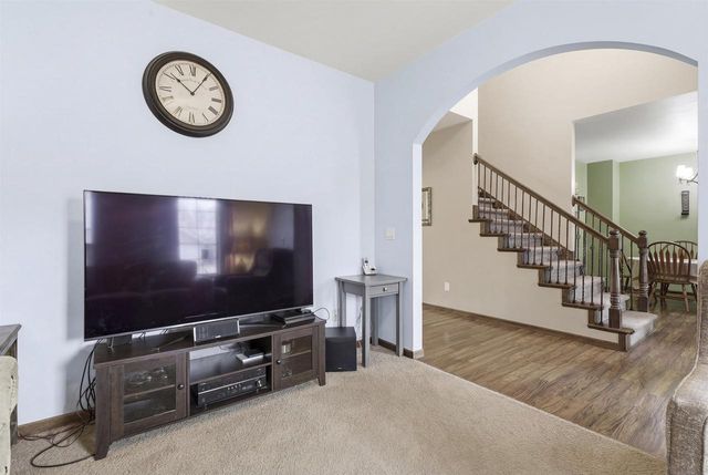 N9005 BLACKOAK STREET, Menasha, WI 54952