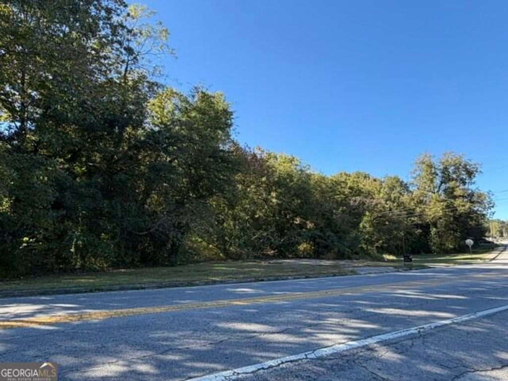 614 616 S Pond, Toccoa, GA 30577 — photo 2