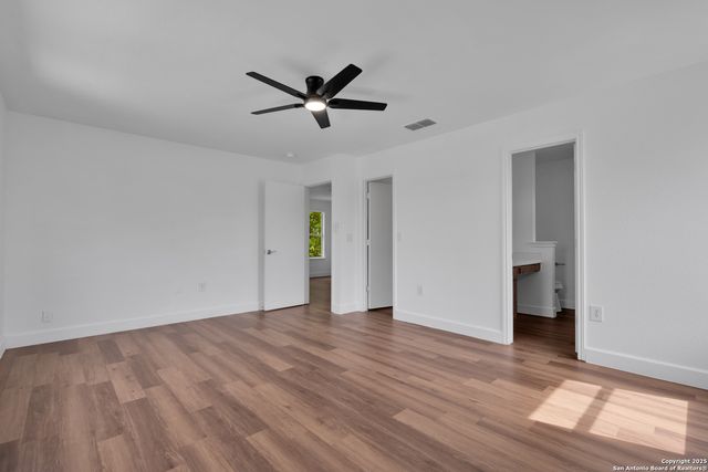 6706 Dragon Fire, San Antonio, TX 78242