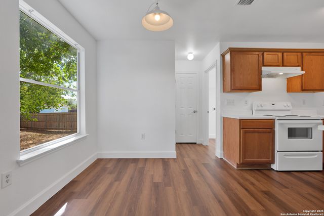 6706 Dragon Fire, San Antonio, TX 78242