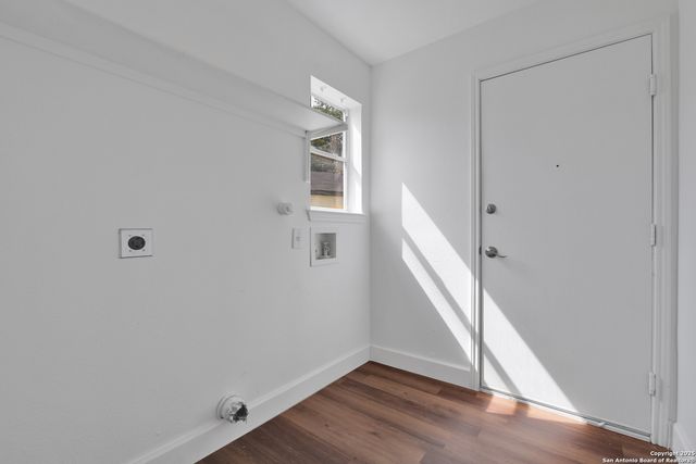 6706 Dragon Fire, San Antonio, TX 78242