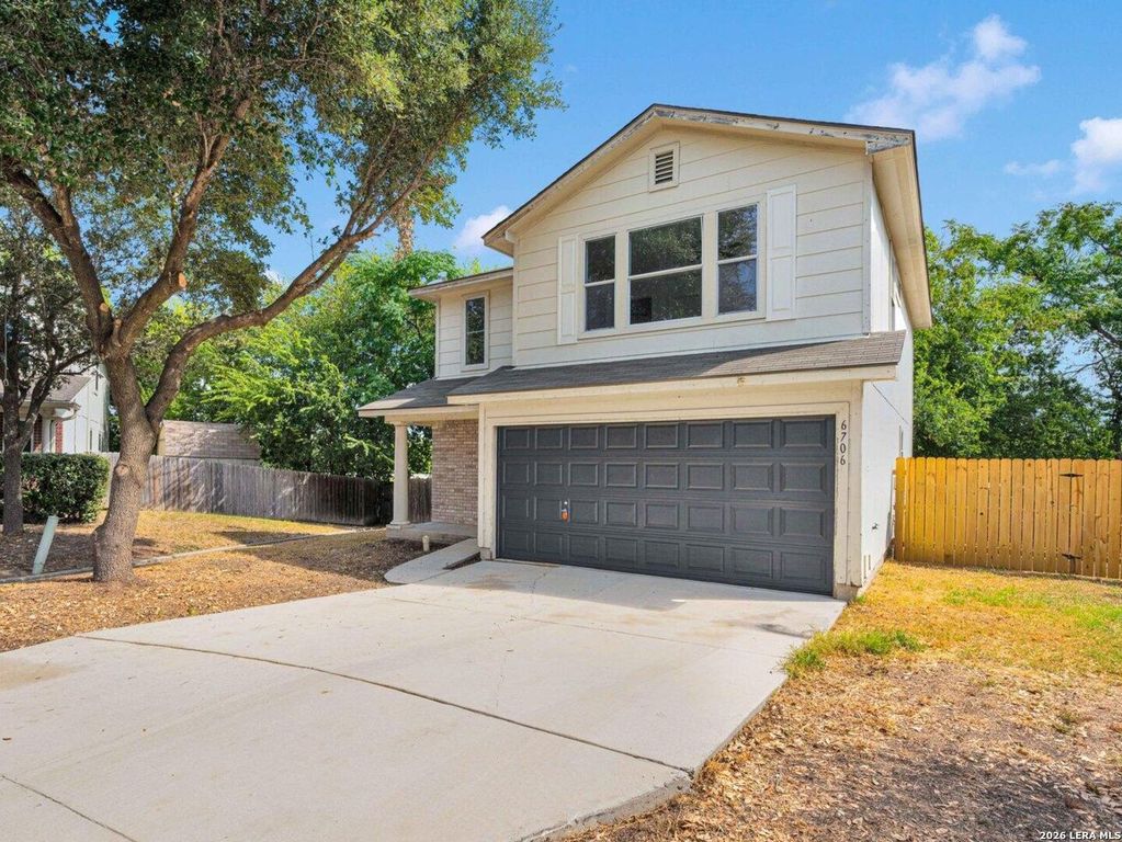 6706 Dragon Fire, San Antonio, TX 78242