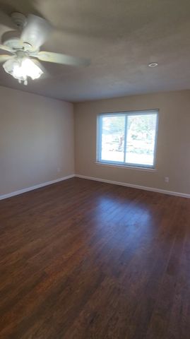 1213 Blanco Street W, Garland, TX 75040