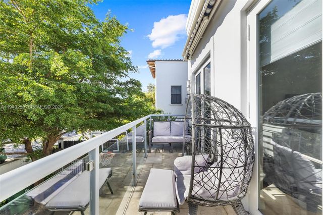 1317 NE 2nd St, Fort Lauderdale, FL 33301