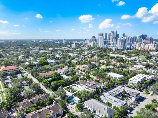 1317 NE 2nd St, Fort Lauderdale, FL 33301