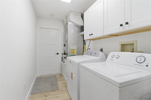 1729 SE 3rd Court, Crystal River, FL 34429