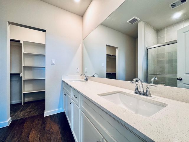 111 County Road 5102b, Cleveland, TX 77327