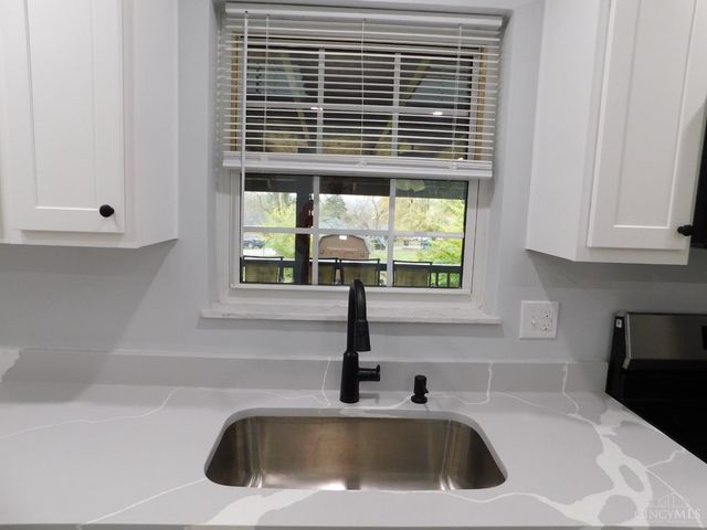 6662 Daleview Road, Colerain Twp, OH 45247