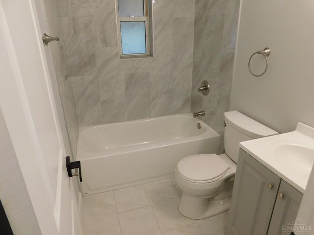 6662 Daleview Road, Colerain Twp, OH 45247