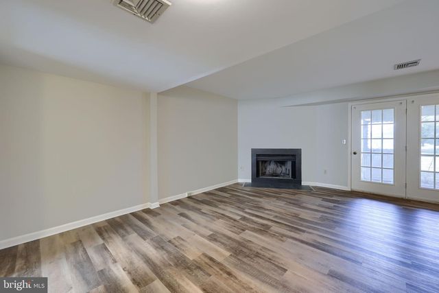 305 BARRINGTON CT, Palmyra, PA 17078