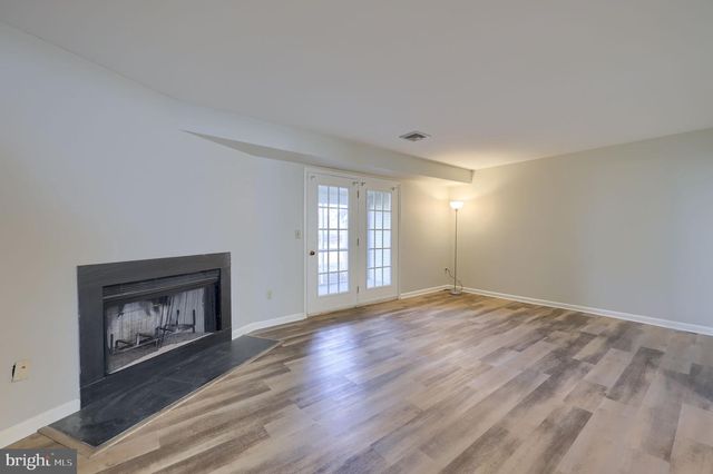 305 BARRINGTON CT, Palmyra, PA 17078