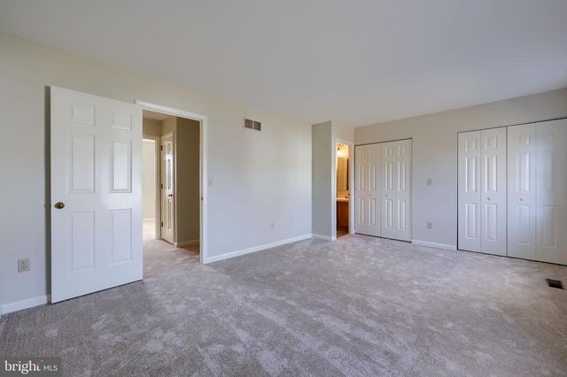 305 BARRINGTON CT, Palmyra, PA 17078