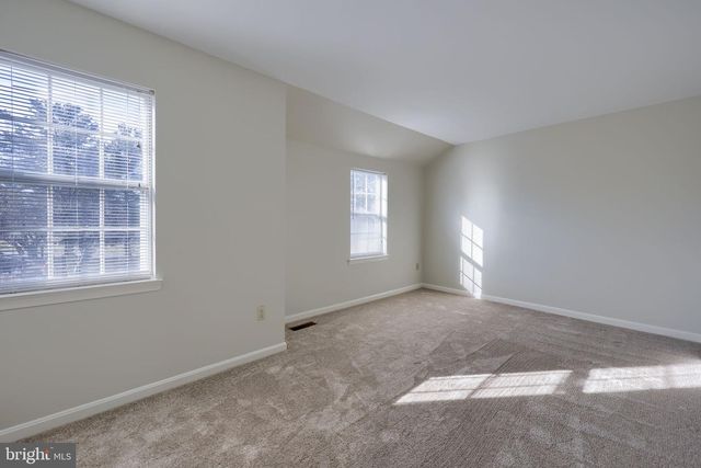 305 BARRINGTON CT, Palmyra, PA 17078