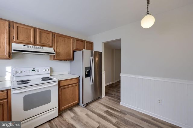 305 BARRINGTON CT, Palmyra, PA 17078