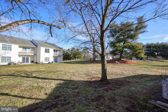 305 BARRINGTON CT, Palmyra, PA 17078