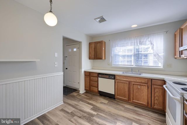 305 BARRINGTON CT, Palmyra, PA 17078