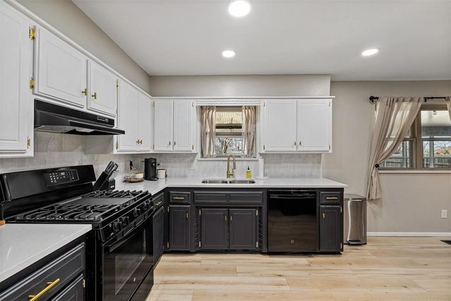 1718 W Elm Street, El Reno, OK 73036