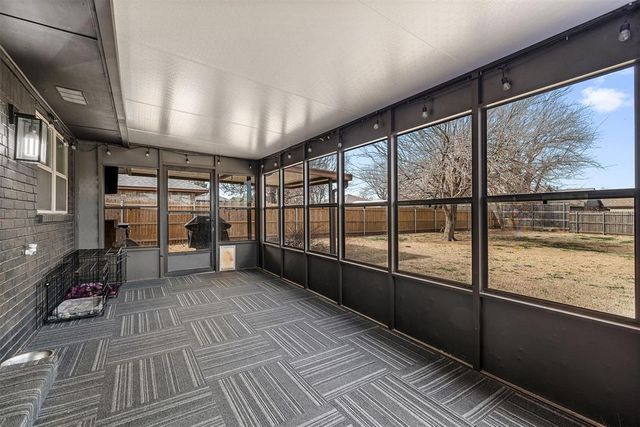 1718 W Elm Street, El Reno, OK 73036