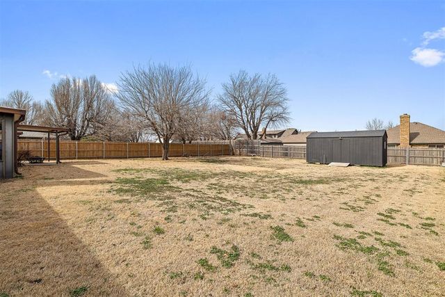 1718 W Elm Street, El Reno, OK 73036