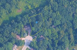 397 Shorewood Court, Valparaiso, IN 46385
