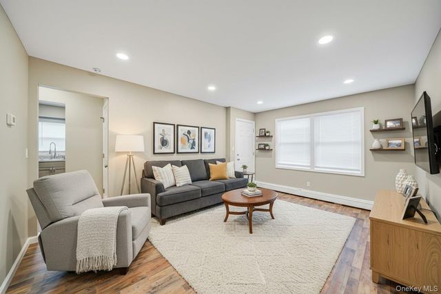 130 5th Avenue, Bay Shore, NY 11706