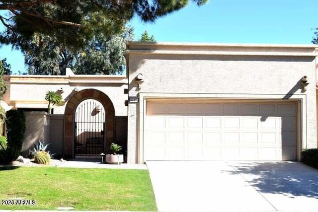 8479 N 84TH Place, Scottsdale, AZ 85258