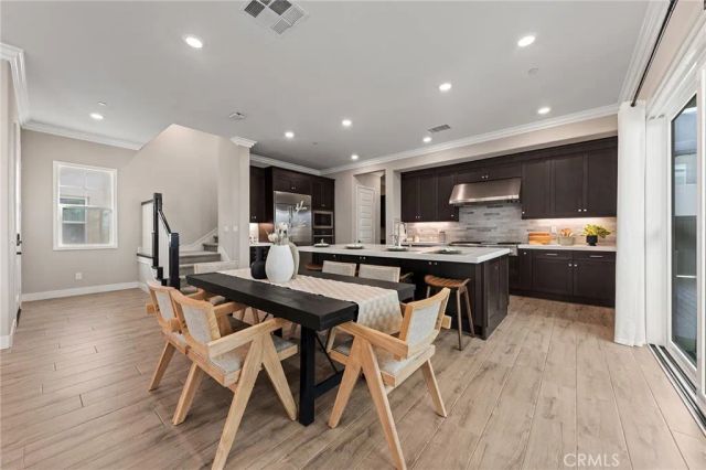 112 Spiral, Irvine, CA 92618