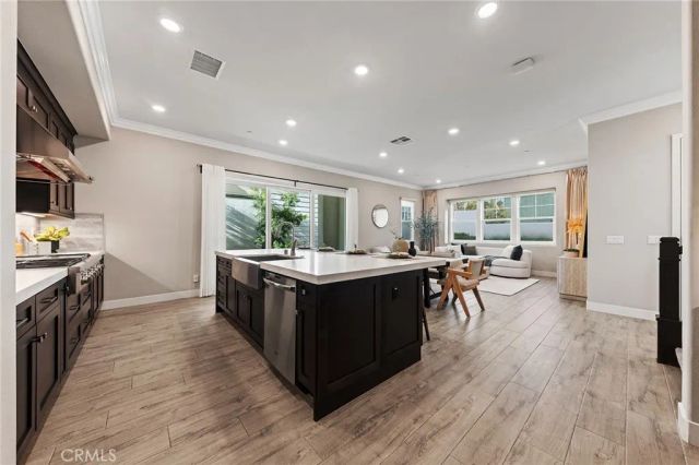112 Spiral, Irvine, CA 92618