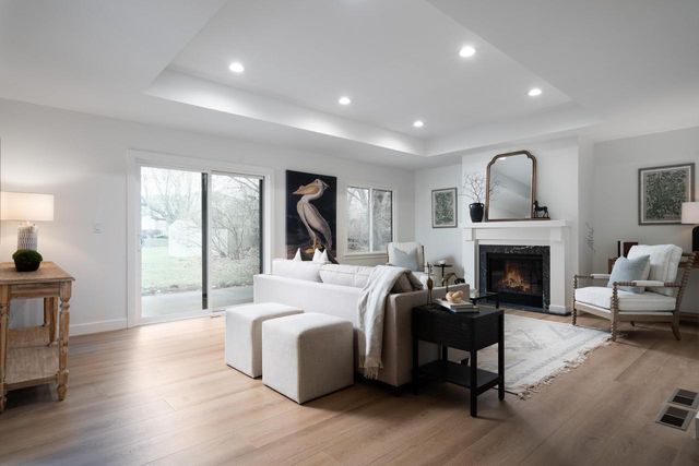 4085 Brook LANE, Brookfield, WI 53005