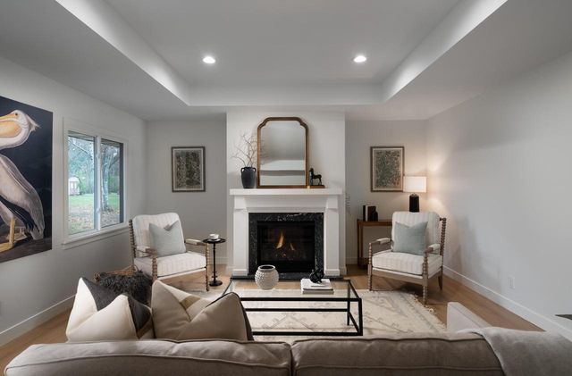 4085 Brook LANE, Brookfield, WI 53005