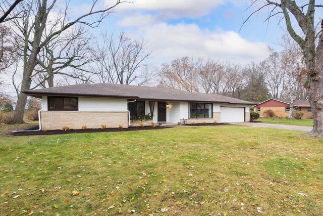 4085 Brook LANE, Brookfield, WI 53005