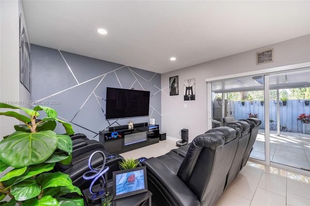 14066 SW 179th Ter 14066, Miami, FL 33177