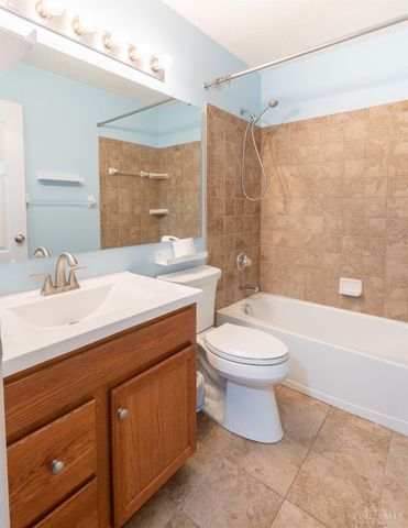 3821 Golden Meadow Court, Batavia Twp, OH 45102