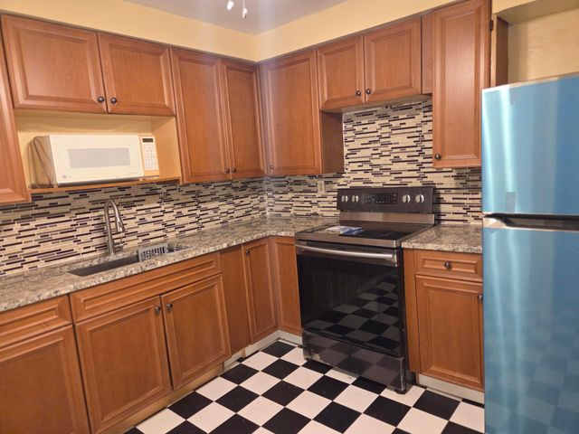 101 NW 188 Street Street, Miami, FL 33169