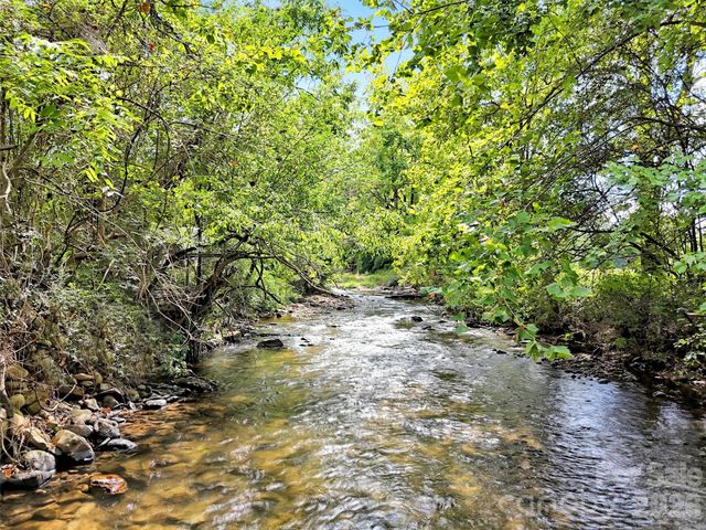 410 Westwood Circle, Waynesville, NC 28786