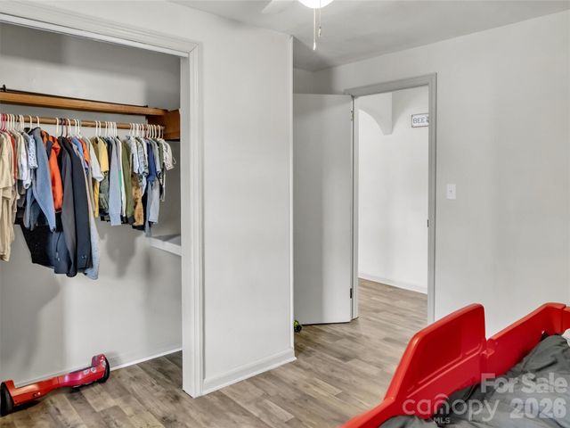 410 Westwood Circle, Waynesville, NC 28786