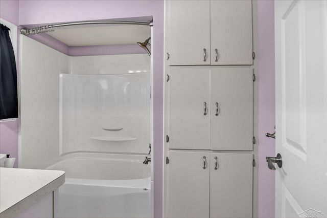 203 Park Avenue, Auburn, MI 48611