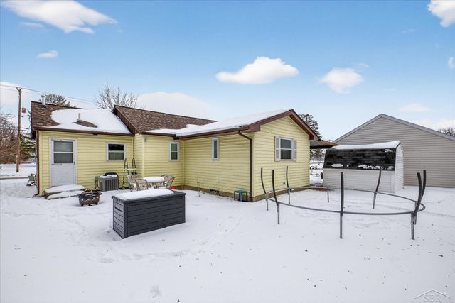 203 Park Avenue, Auburn, MI 48611