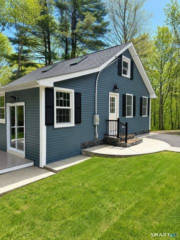 15 Towner Lane, Oxford, CT 06478