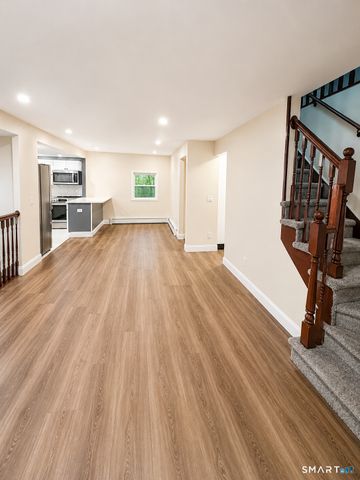 15 Towner Lane, Oxford, CT 06478