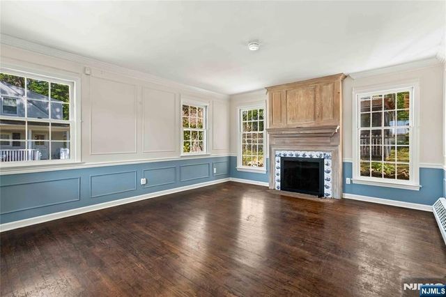 51 Valley View Terrace, Wayne, NJ 07470