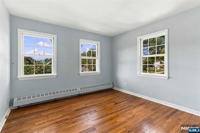 51 Valley View Terrace, Wayne, NJ 07470