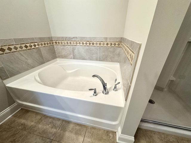 207 Bixby Private Ln, Hendersonville, TN 37075