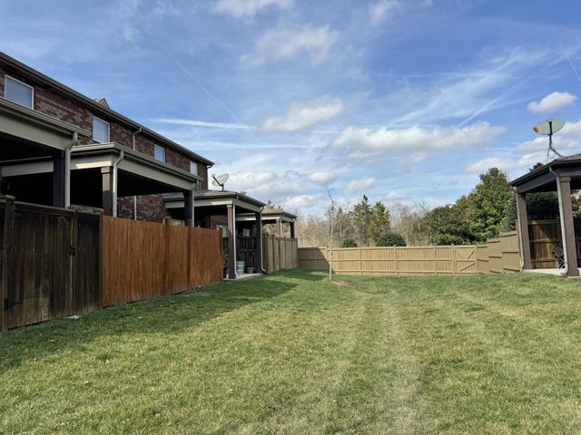 207 Bixby Private Ln, Hendersonville, TN 37075