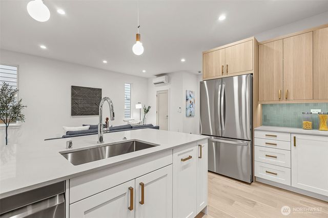 3542 S Dawson Street, Seattle, WA 98118