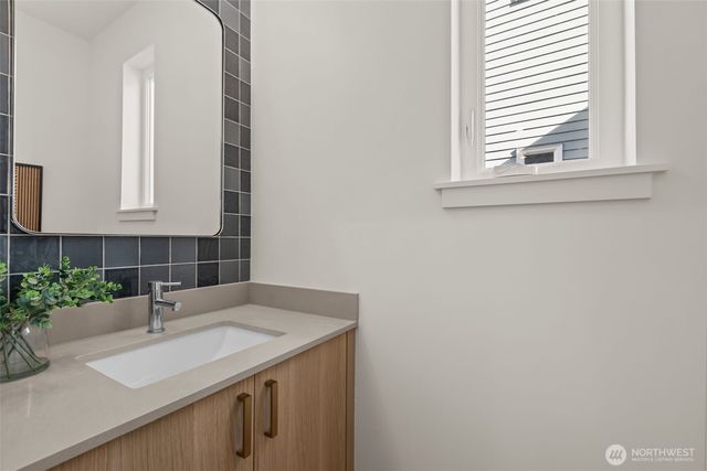 3542 S Dawson Street, Seattle, WA 98118