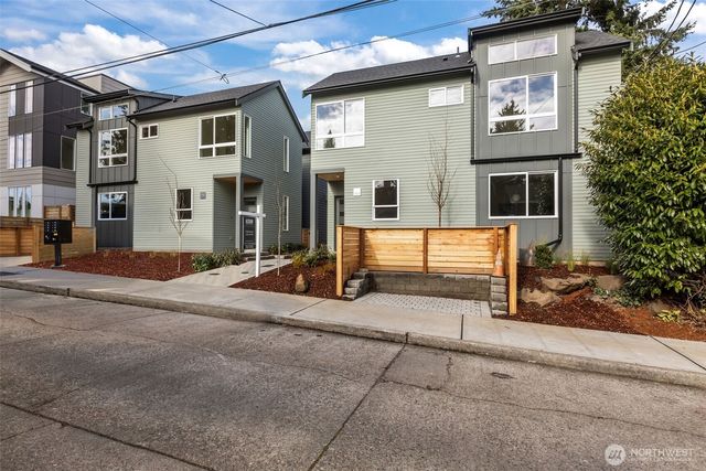 3542 S Dawson Street, Seattle, WA 98118